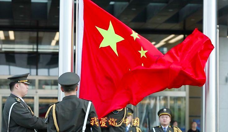 为什么分手了还会总想起前任呢？游戏画面